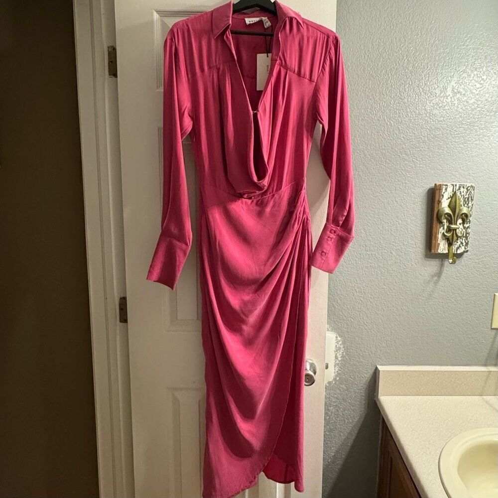 Revolve Sovere Atone Midi Shirt Dress in Magenta Size Small - Picture 2 of 9